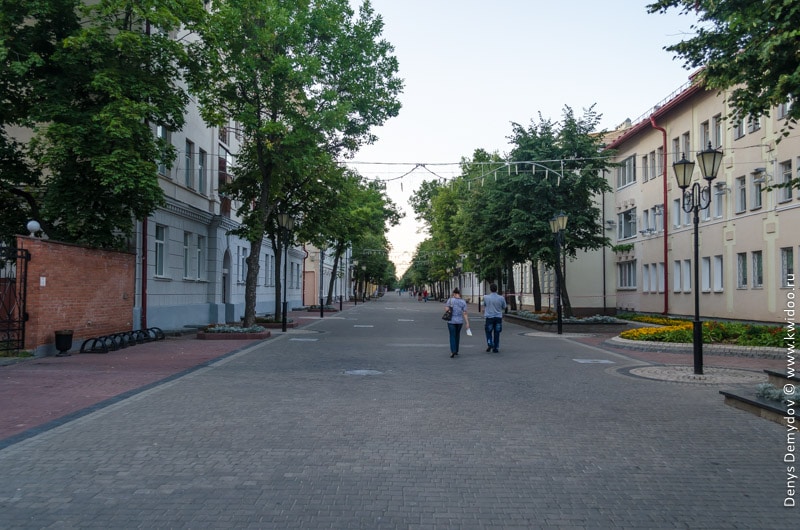 Улица Суворова - рекордсмен по количеству люков