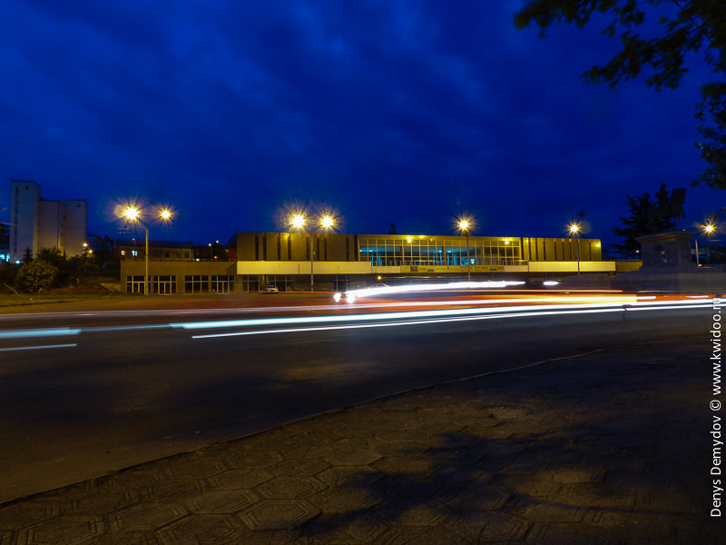 ЖД вокзал Кутаиси ночью