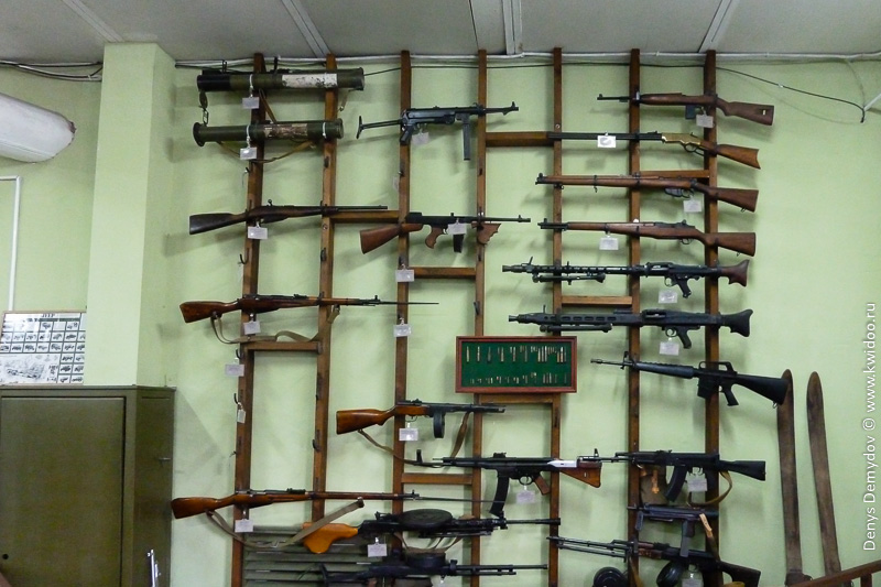 Огромная коллекция оружия в музее Фаетон