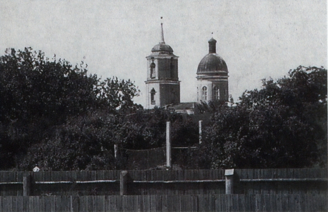 Former Orthodox church on the territory of the Ust-Dvinsky fortress before its destruction.